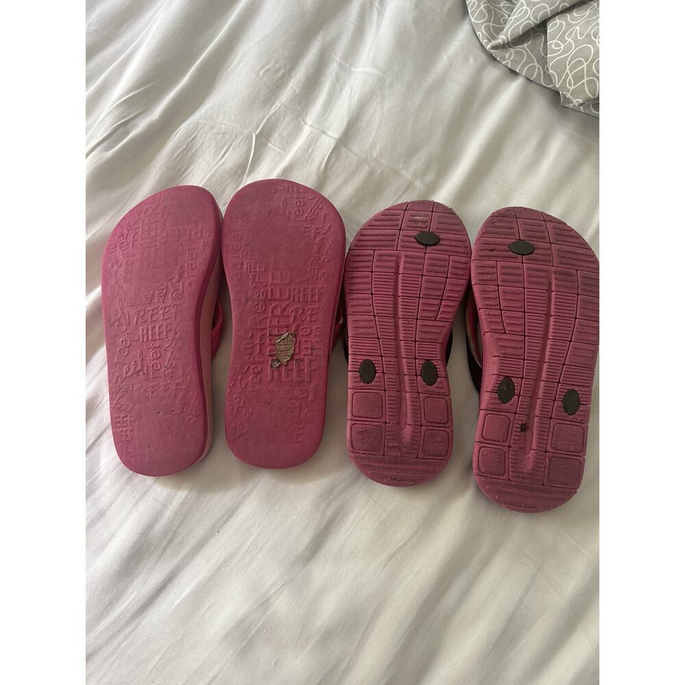 Reef Pink Flip Flops And Op Black Flip Flops size 11/12 - Picture 4 of 5